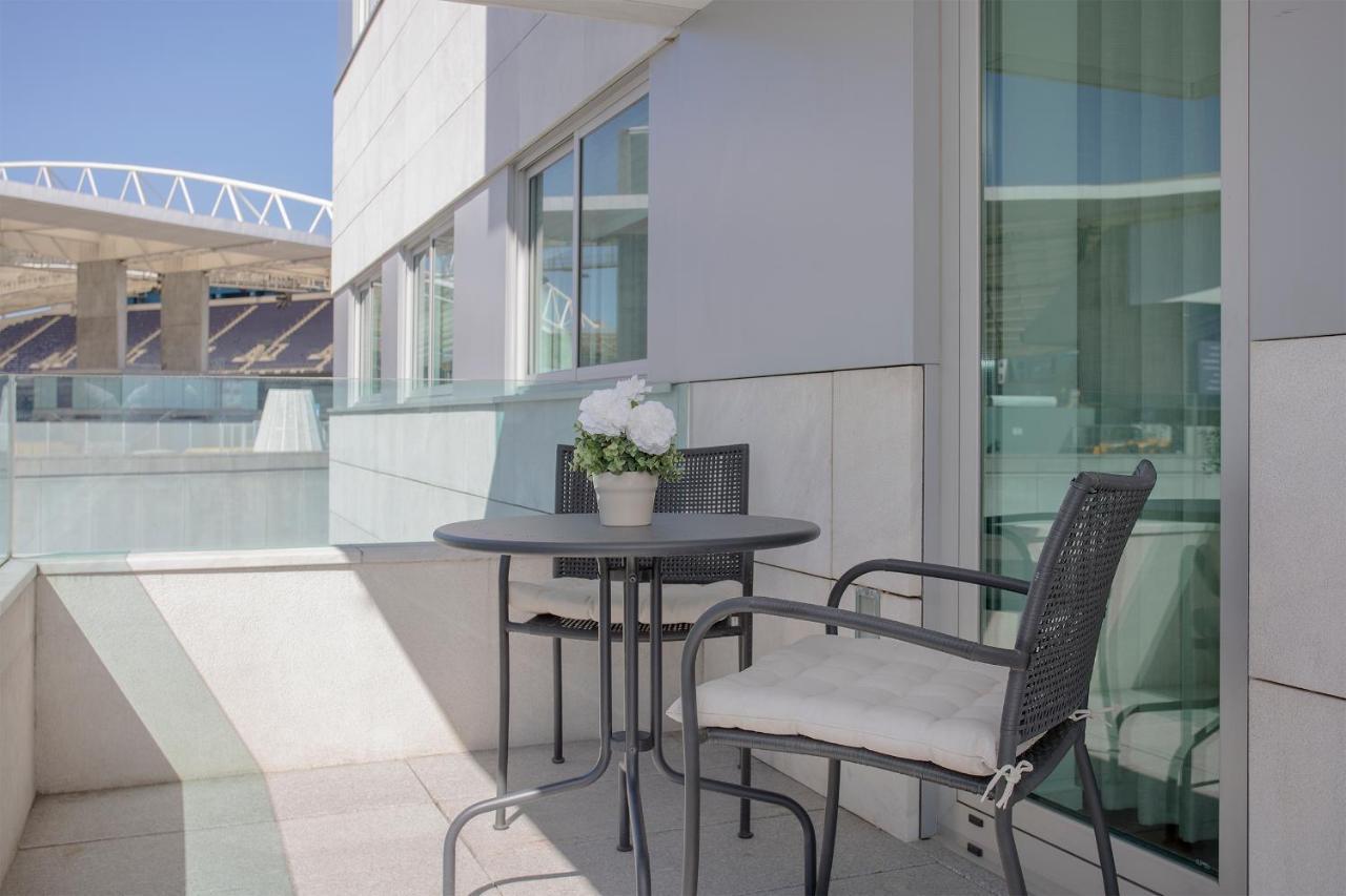 Appartamento Liiiving in Porto - Balcony Dragão View Esterno foto